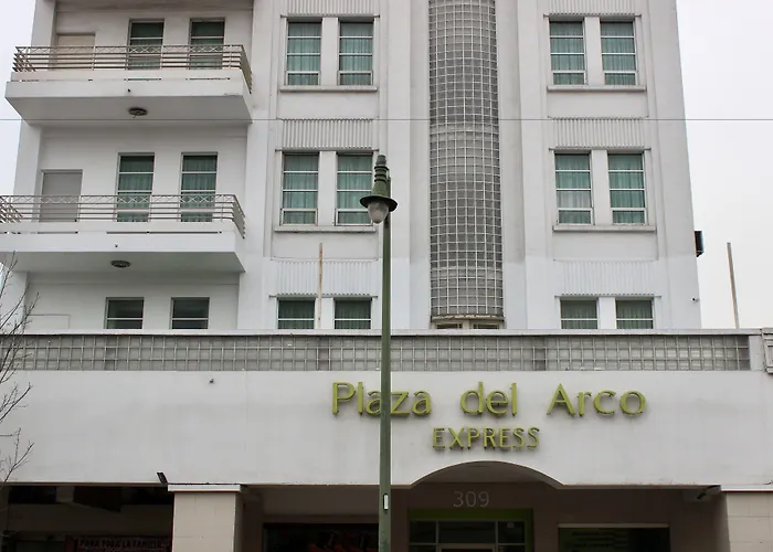 Hotel Plaza del Arco Express Monterrey